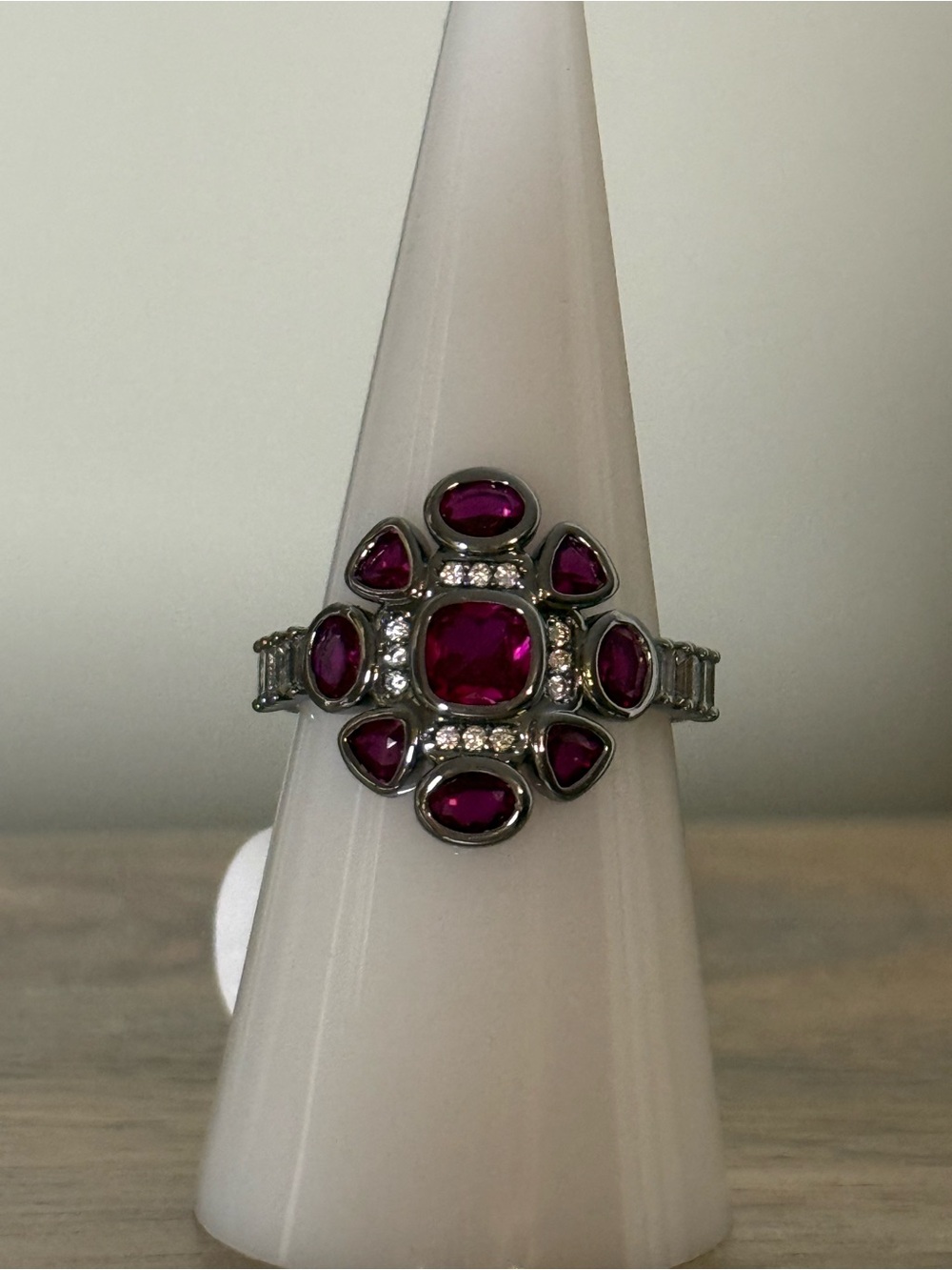 Bomb Party July Ring”The Astrid Ring” Size 7. Brand New!